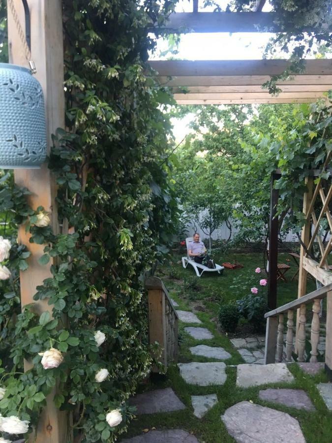 Hotel My Garden Tbilisi Esterno foto